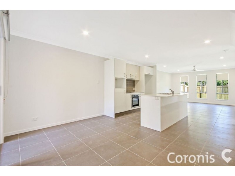 2/43 Whitehaven Street, Burpengary QLD 4505