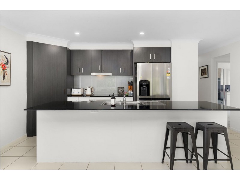 75 Lennon Boulevard, Narangba QLD 4504