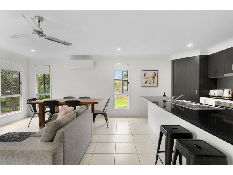 75 Lennon Boulevard, Narangba QLD 4504