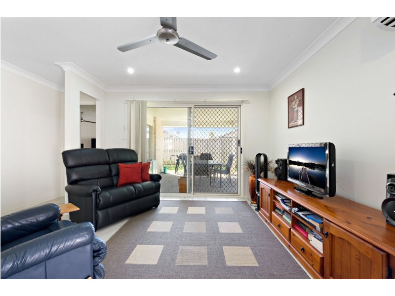 10 Bluejay Circuit, Morayfield QLD 4506