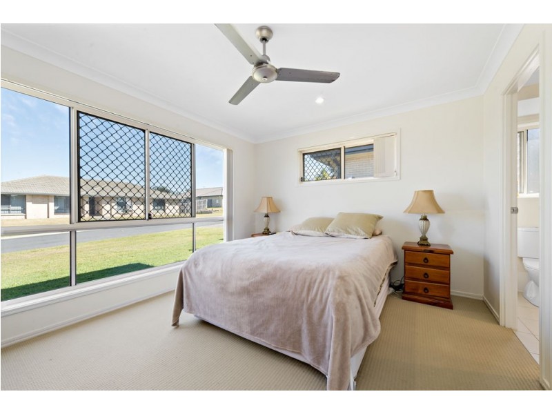 10 Bluejay Circuit, Morayfield QLD 4506