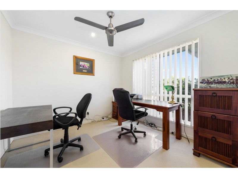 10 Bluejay Circuit, Morayfield QLD 4506
