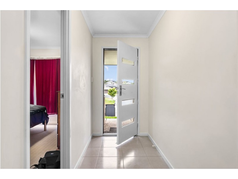 24 Wellington Place, Narangba QLD 4504