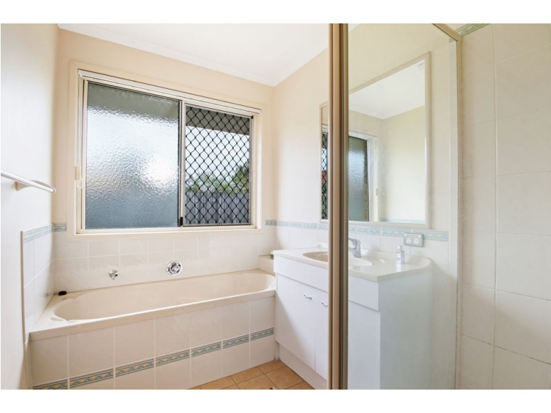 17 Oasis Court, Morayfield QLD 4506