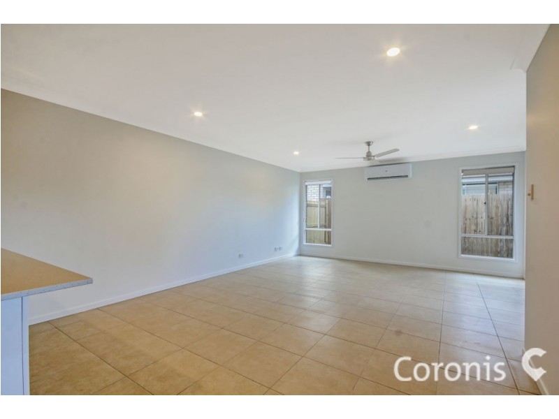 1/18 Sunseeker Street, Burpengary QLD 4505