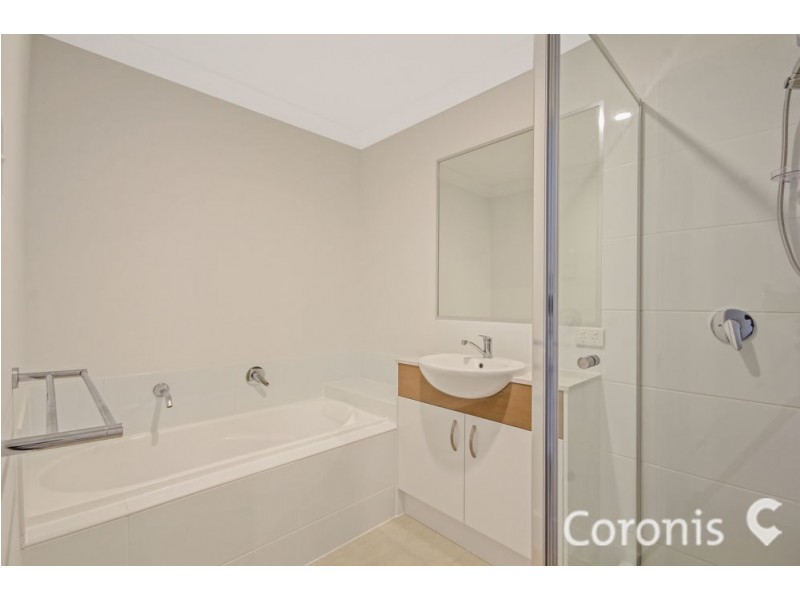 1/18 Sunseeker Street, Burpengary QLD 4505