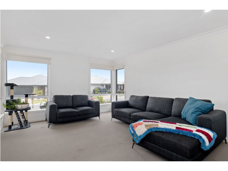 38 Eco Crescent, Narangba QLD 4504