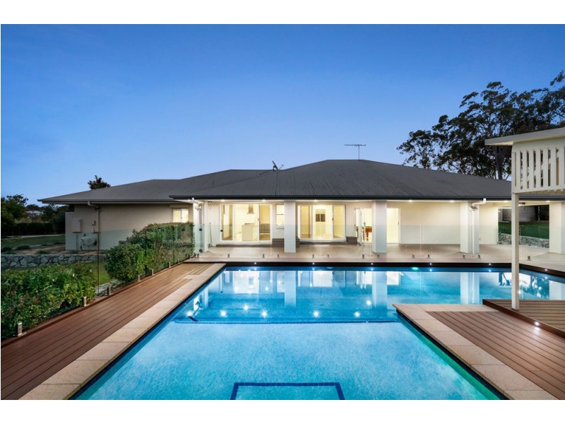 149-151 Cocos Drive, Ningi QLD 4511