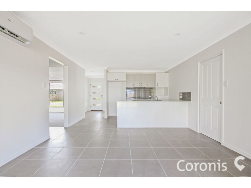 2/5 Whitehaven Street, Burpengary QLD 4505