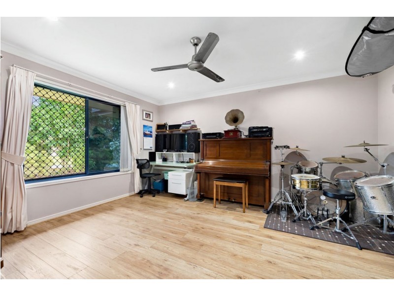 11 Ferny Crescent, Burpengary QLD 4505
