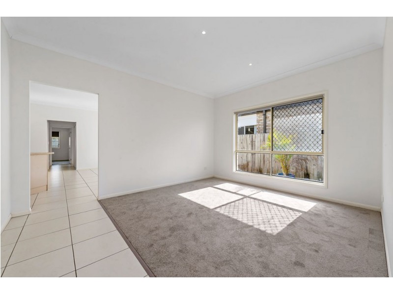 69 Summerhill Drive, Morayfield QLD 4506