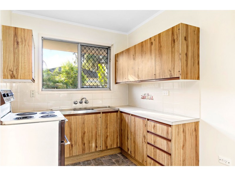 8 Francis Street, Caboolture QLD 4510