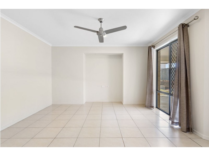 10 Wallaby Place, Morayfield QLD 4506
