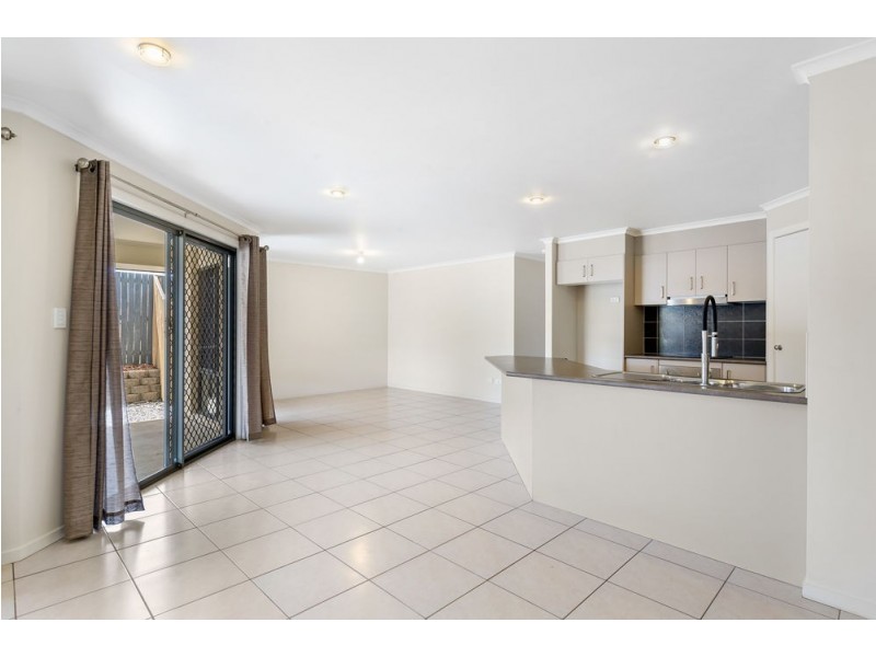 10 Wallaby Place, Morayfield QLD 4506