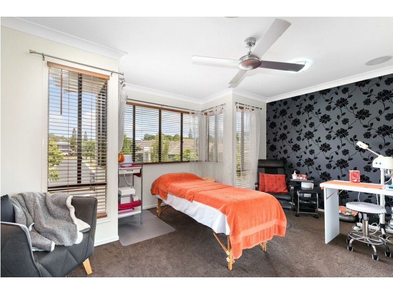 23 Hollow Crescent, Narangba QLD 4504