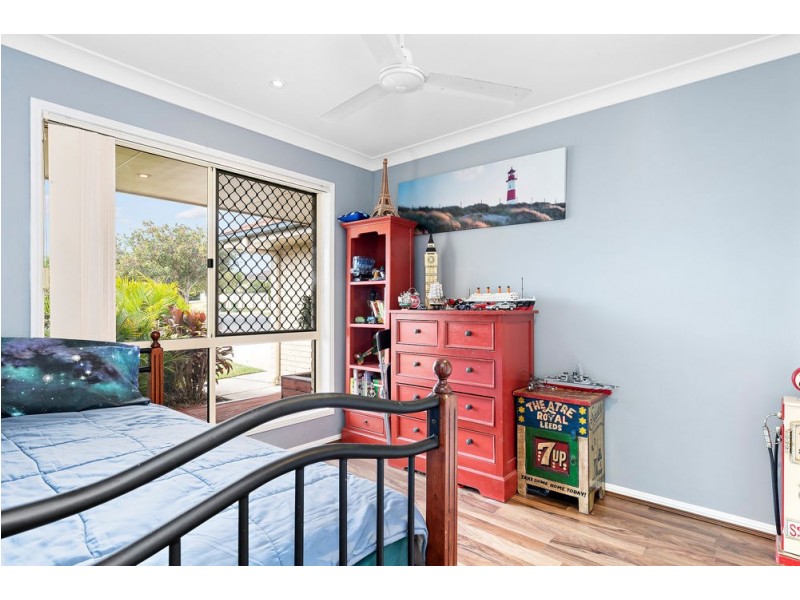 21 Leichhardt Avenue, Rothwell QLD 4022