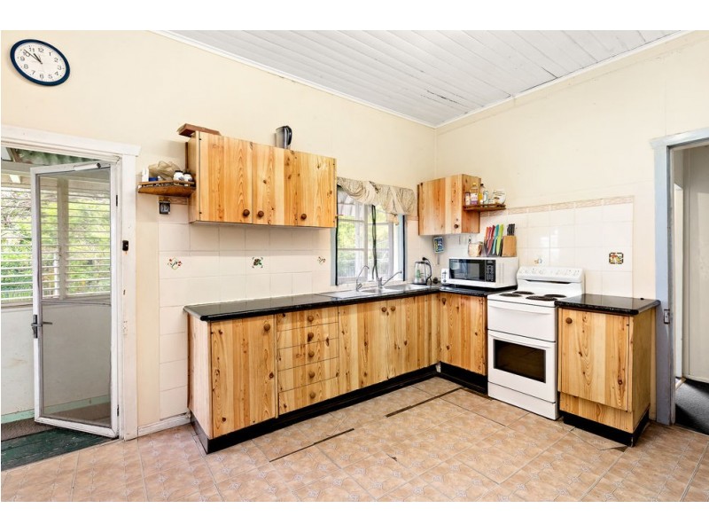 1 Francis Street & 41 Lower King Street, Caboolture QLD 4510