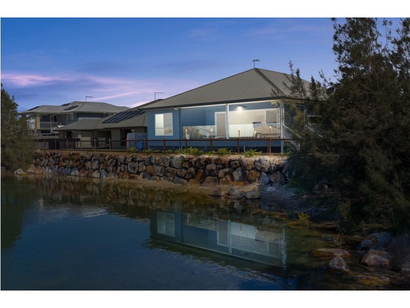 26 Coffey Court, Beachmere QLD 4510