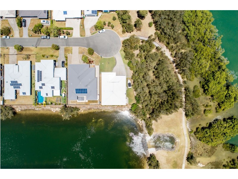 26 Coffey Court, Beachmere QLD 4510