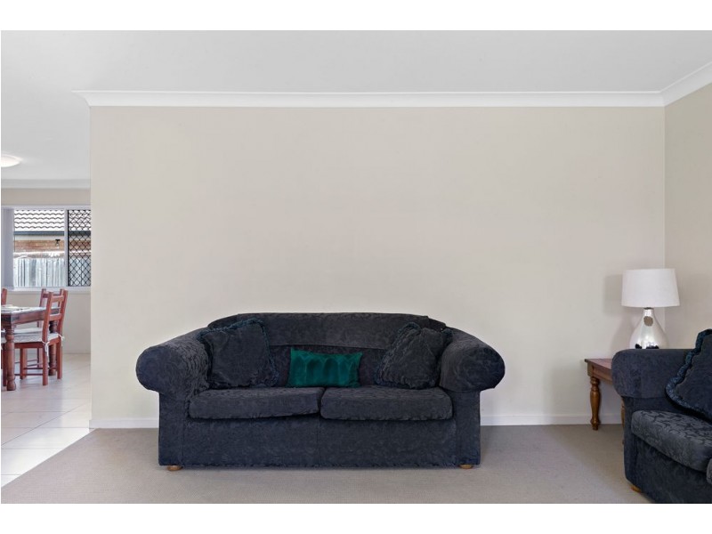 5 Newmarket Drive, Morayfield QLD 4506