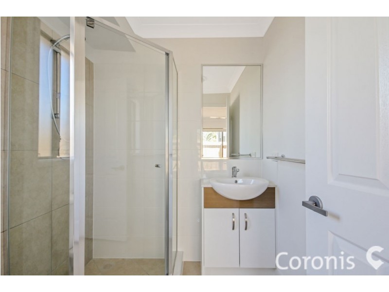 2/6 Sunseeker Street, Burpengary QLD 4505