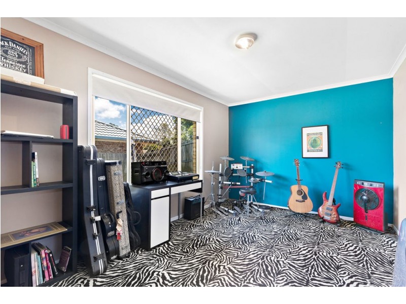 22 Paterson Place, Narangba QLD 4504