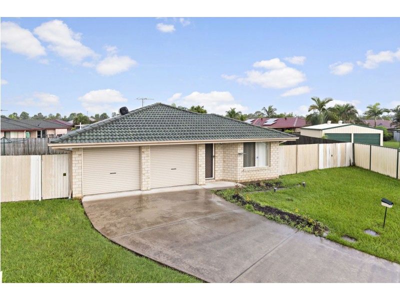 8 Dundas Close, Caboolture QLD 4510