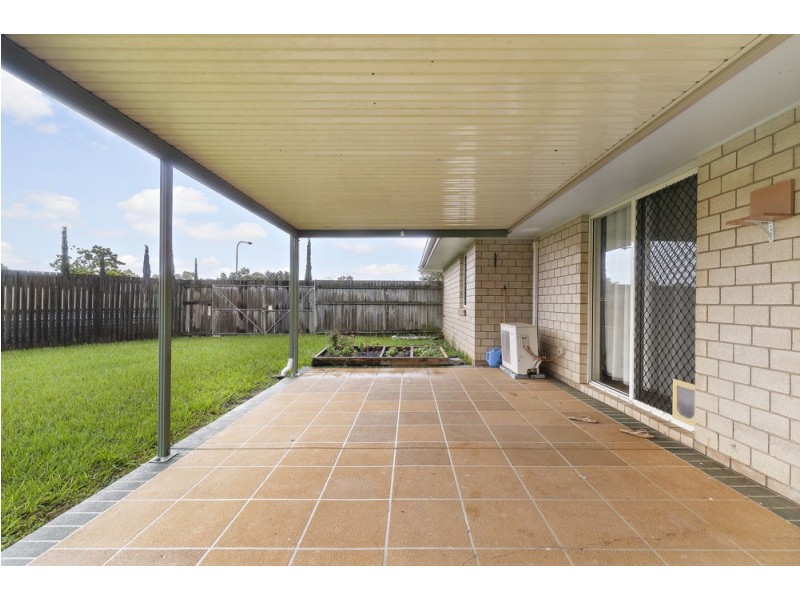 8 Dundas Close, Caboolture QLD 4510