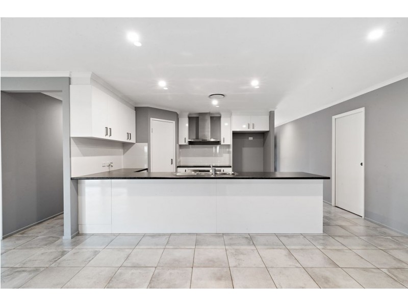 12 Sanctuary Court, Bongaree QLD 4507