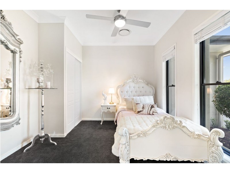 6 Dianella Close, Narangba QLD 4504