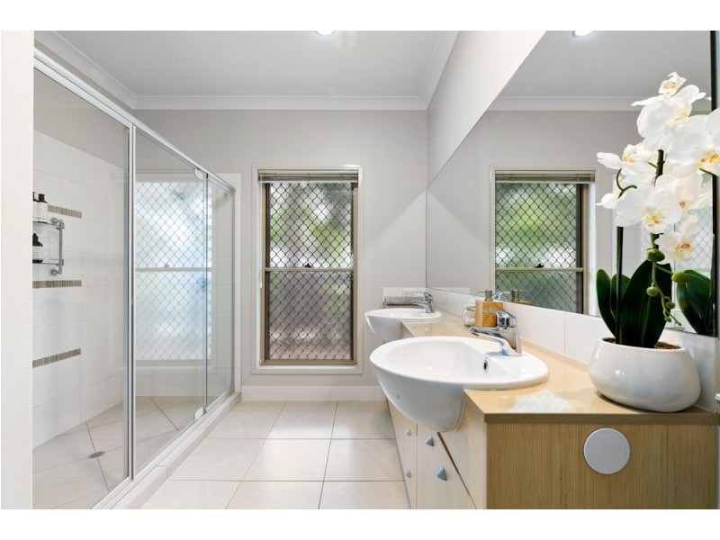 27 Peppertree Court, Narangba QLD 4504