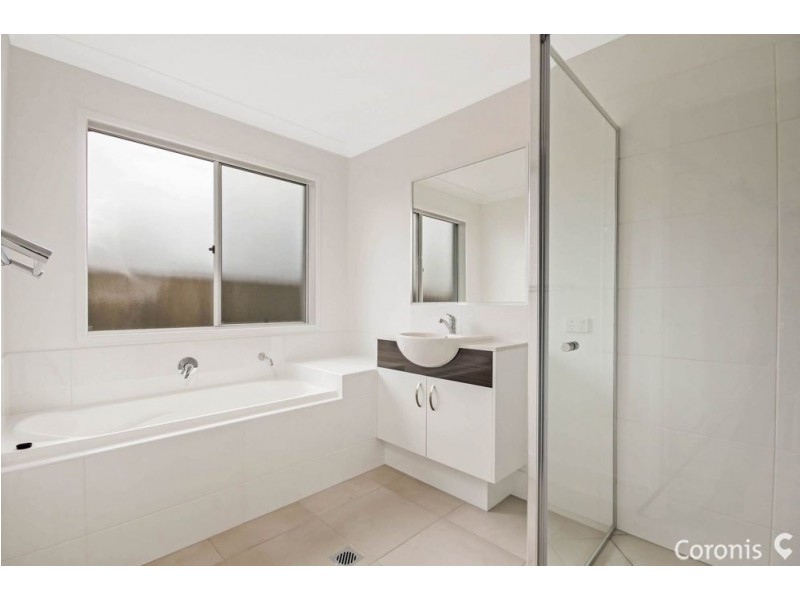 7 Coutts Drive, Burpengary QLD 4505