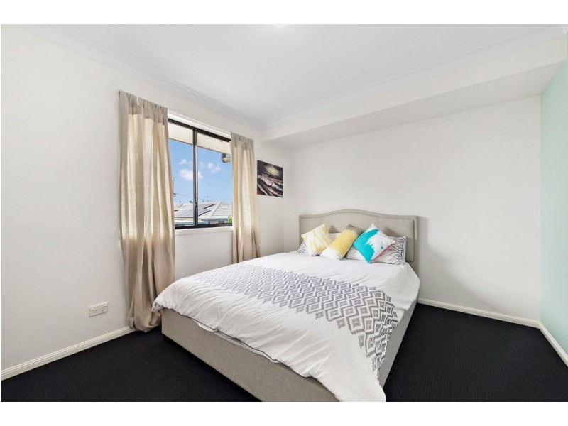 16 Penda Street, Morayfield QLD 4506