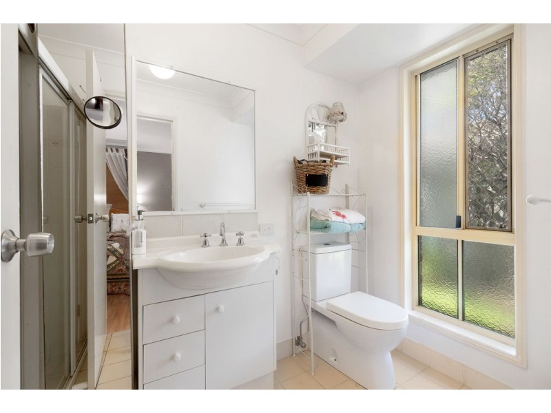 4 Iona Close, Boondall QLD 4034