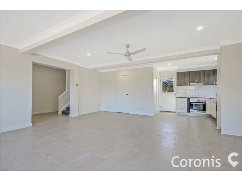 4/6 Sunseeker Street, Burpengary QLD 4505