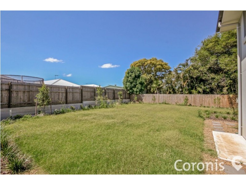 4/6 Sunseeker Street, Burpengary QLD 4505