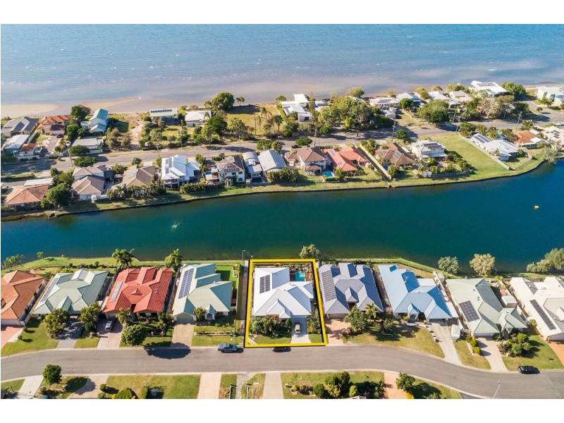 16 Apollo Cres, Beachmere QLD 4510