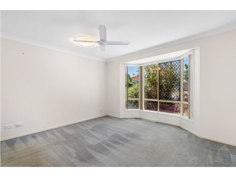 6 Azure Crescent, Griffin QLD 4503