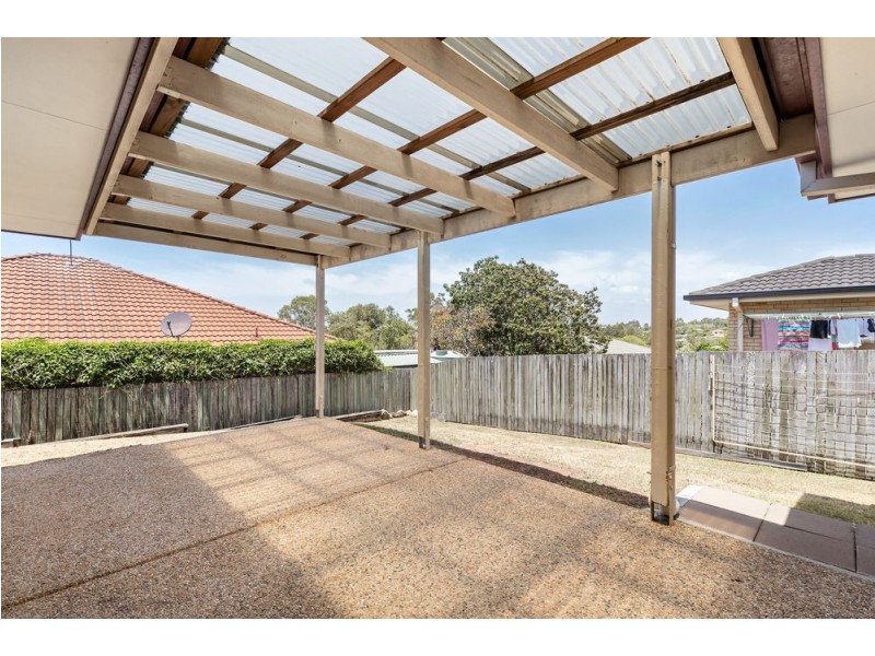 6 Azure Crescent, Griffin QLD 4503