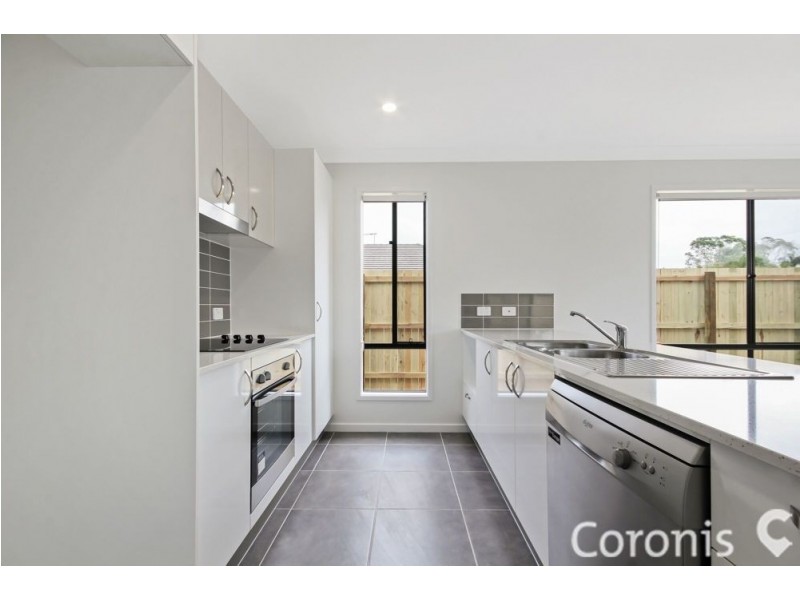 8 Riviera Street, Burpengary QLD 4505