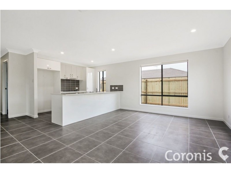 8 Riviera Street, Burpengary QLD 4505