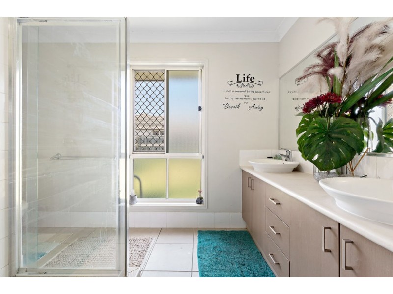 80 Lennon Boulevard, Narangba QLD 4504