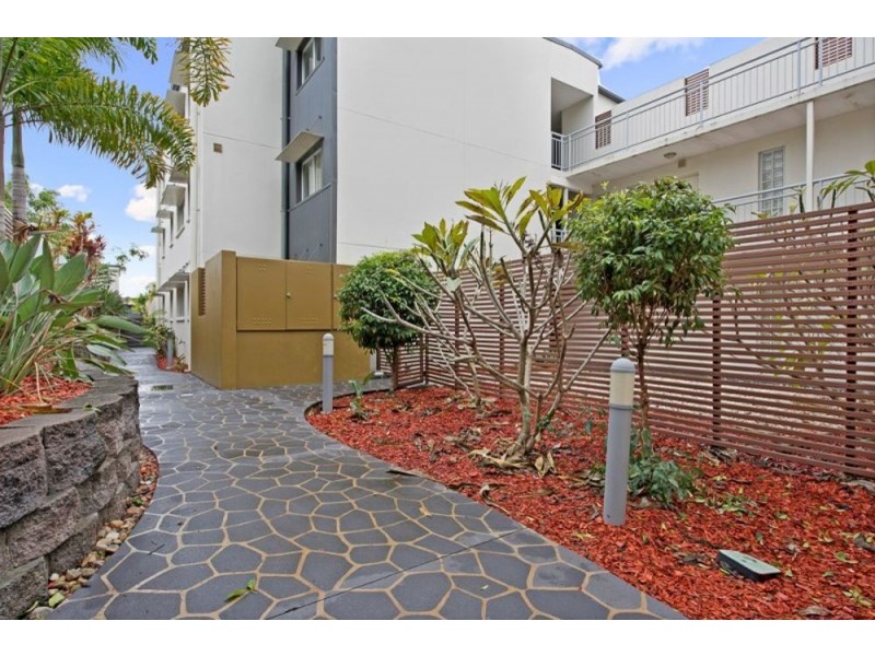 13/12 Edward Street, Caboolture QLD 4510