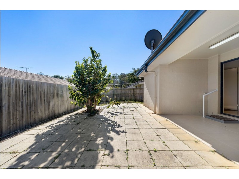 15 Desmond St, Narangba QLD 4504