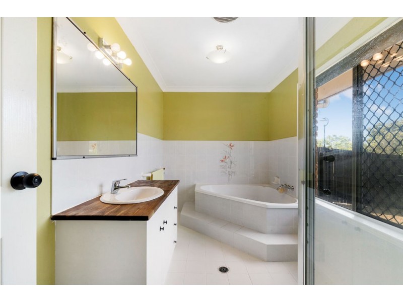 17 Forest Ridge Drive, Narangba QLD 4504