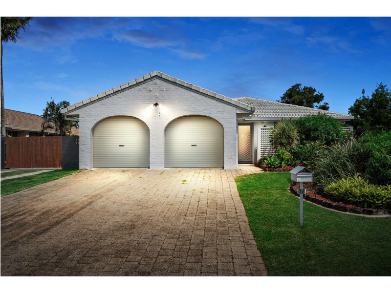 16 Flamingo Dr, Banksia Beach QLD 4507