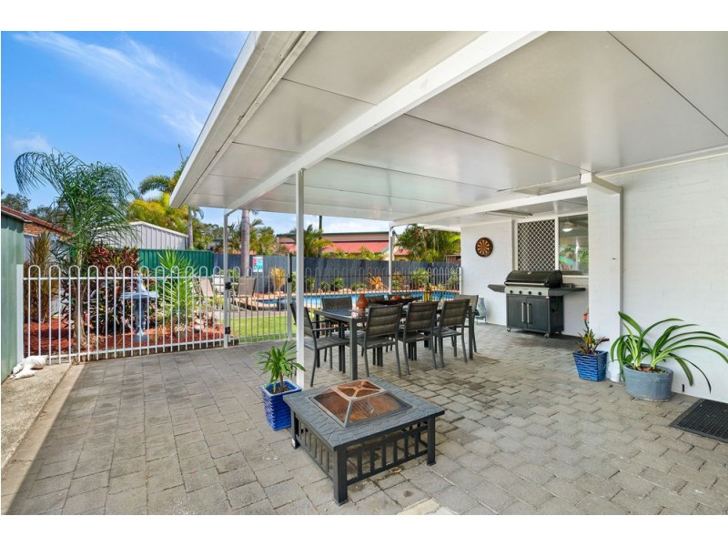 16 Flamingo Dr, Banksia Beach QLD 4507
