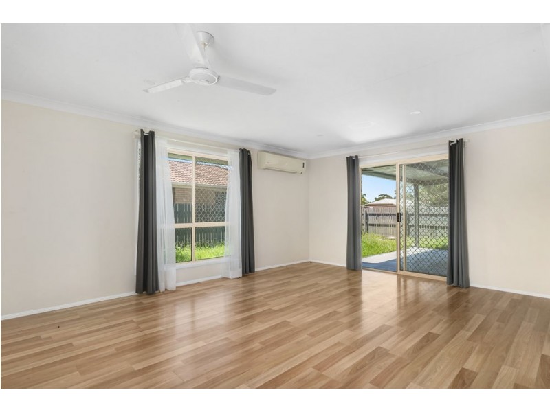 15 Barossa Crescent, Caboolture South QLD 4510