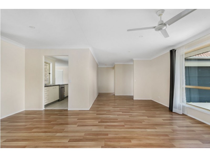 15 Barossa Crescent, Caboolture South QLD 4510