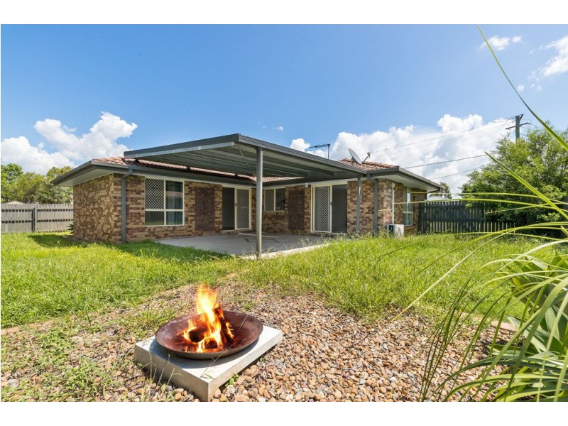 15 Barossa Crescent, Caboolture South QLD 4510